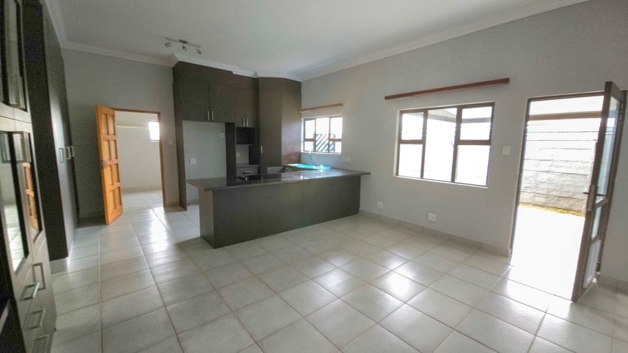 To Let 2 Bedroom Property for Rent in Melodie North West